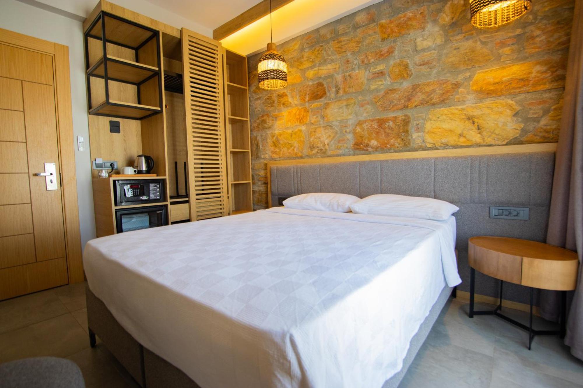 Asterina Hotel Turgutreis Room photo